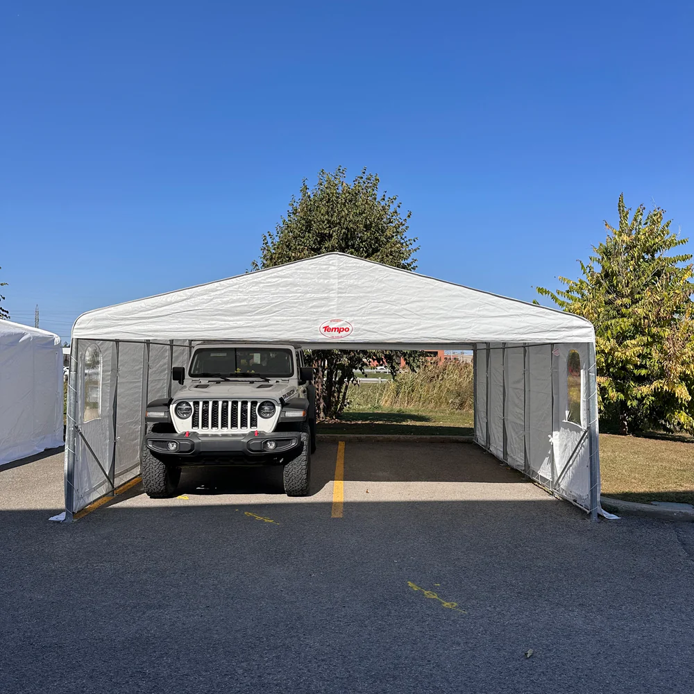 Double tempo shelter with one car underneath